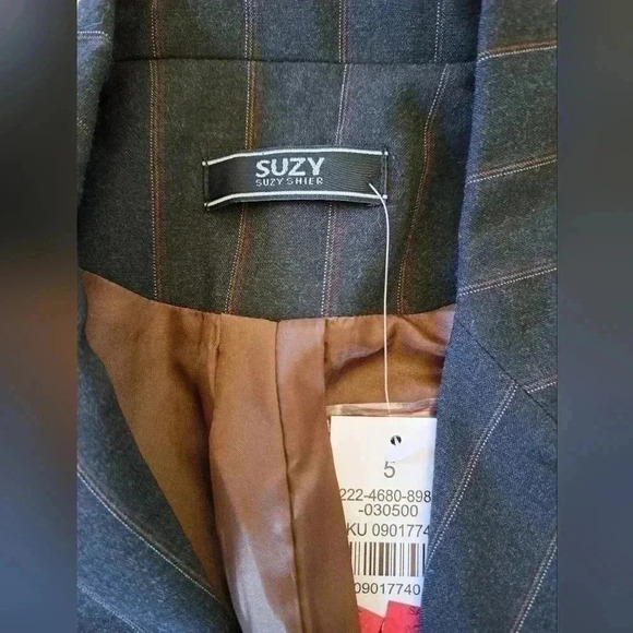 ❤️ NWT Suzy Shier Grey  Pinstriped Blazer - Picture 4 of 9